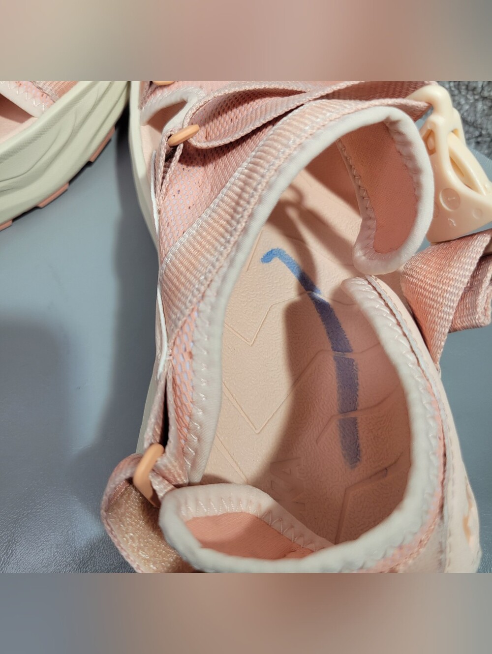Hoka One One Infini Hike TC Women's Size US 9.5 B Dawn Light / Vanilla Sandals - Picture 10 of 16
